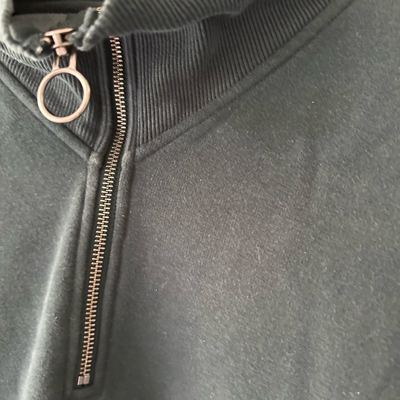 Athleta 1/4 zip dark blue /green size Xl - Picture 4 of 4